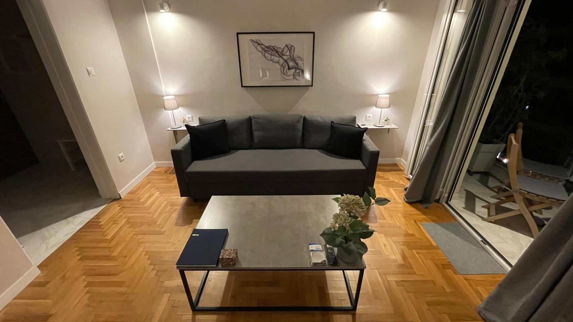 4 Newly Renovated Charming Apartments Steps From Panormou Metro Station 아테네 외부 사진